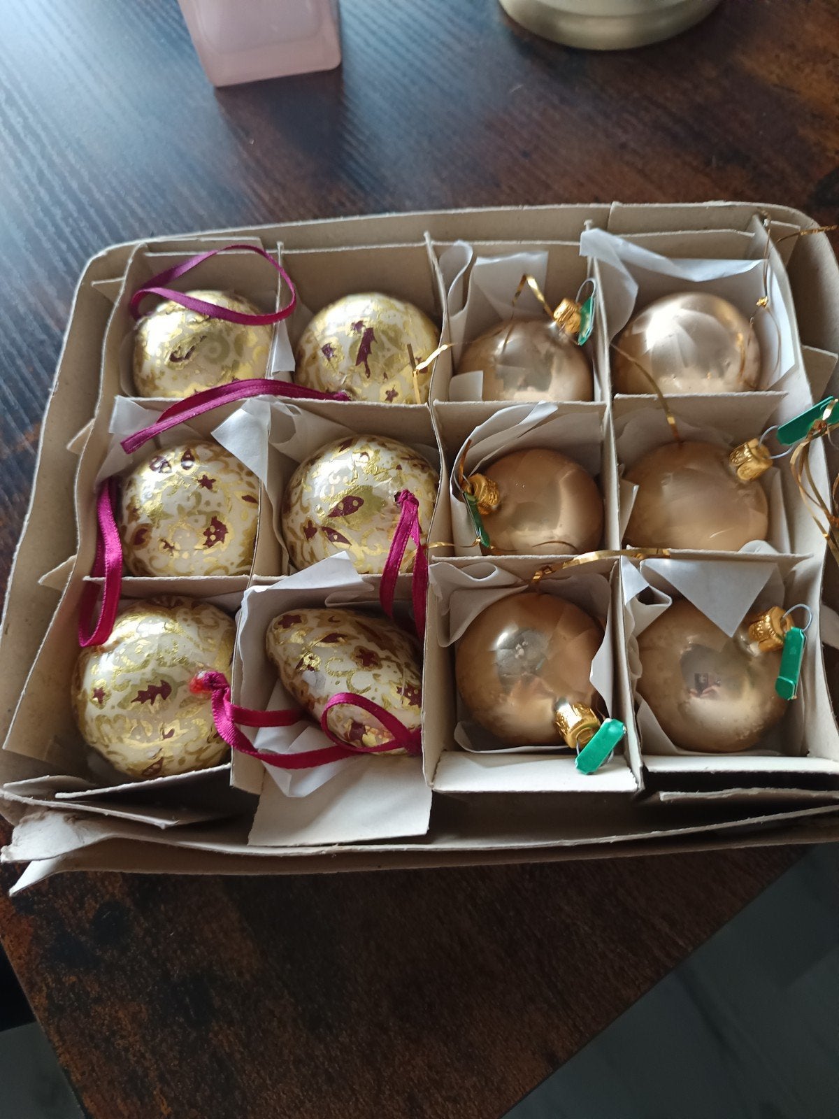 oude kerstballen, Ophalen