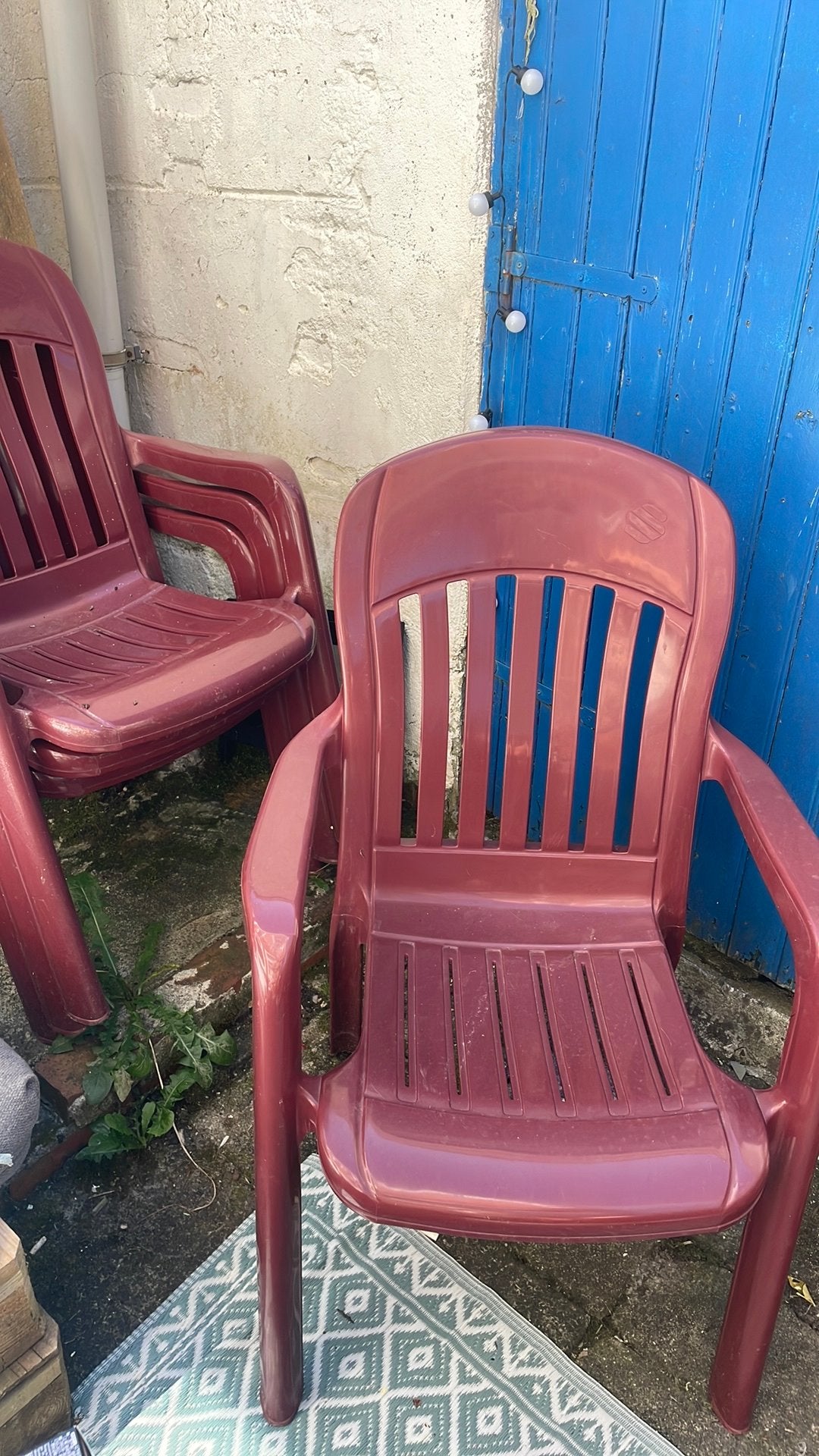 6 rode plastic tuinstoelen, Tuin en Terras, Tuinstoelen, Ophalen, Gebruikt, Plastic