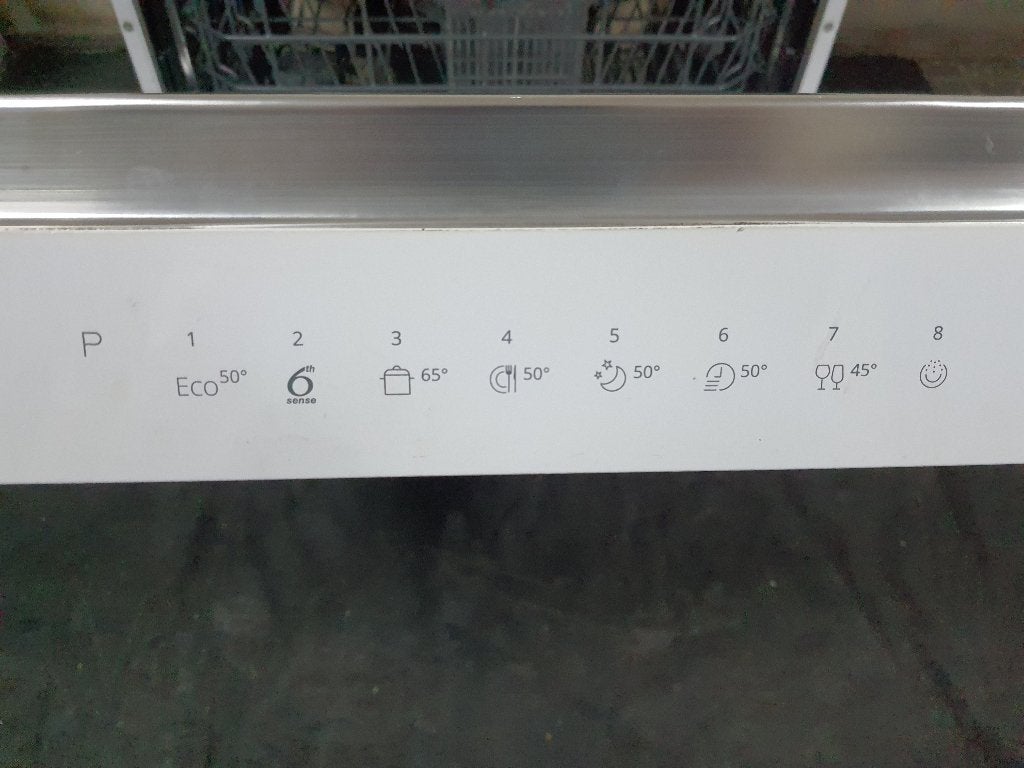 Foto 8 van A++ ZGAN Top Whirlpool 6THSENSE vaatwasser Werkt Uitstekend