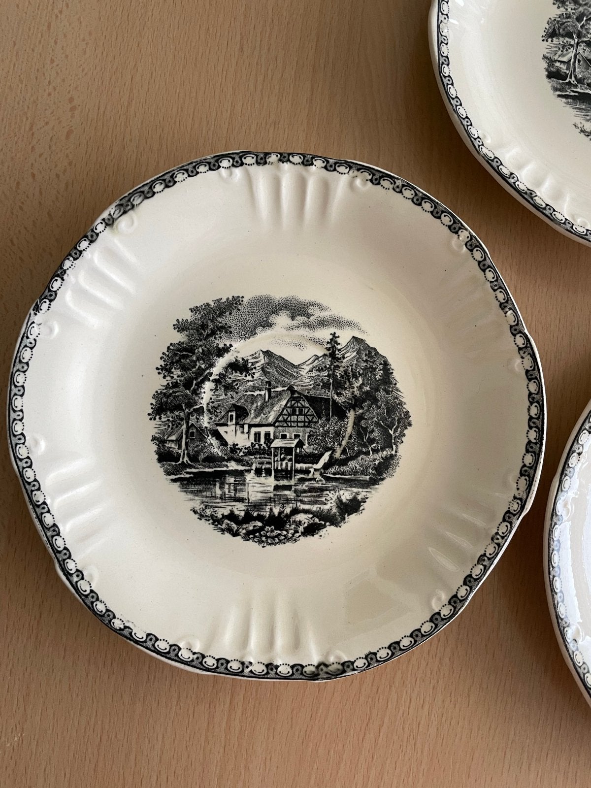 3x Antieke Societe Ceramique Maastricht Schotels, Antiek en Kunst, Ophalen of Verzenden