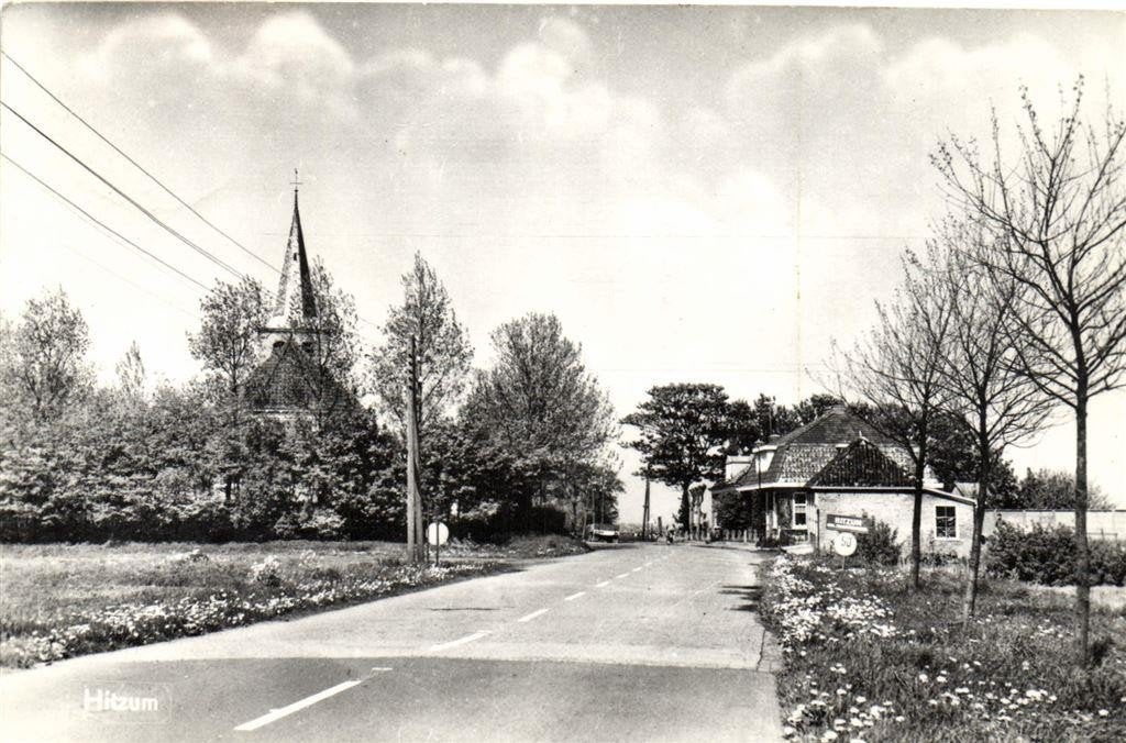 Hitzum - dorpsgezicht - 1968 gelopen, Ophalen of Verzenden, 1960 tot 1980, Gelopen, Friesland