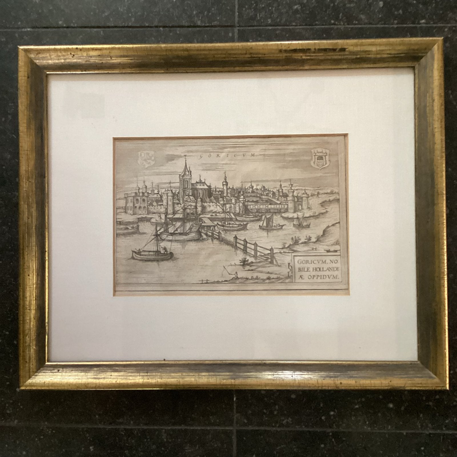 Antieke Gravure Gorinchem, Holland - Ingelijst, Antiek en Kunst, Kunst | Etsen en Gravures, Ingelijst, Stadsgezicht, Gravure, 1600 - 1699