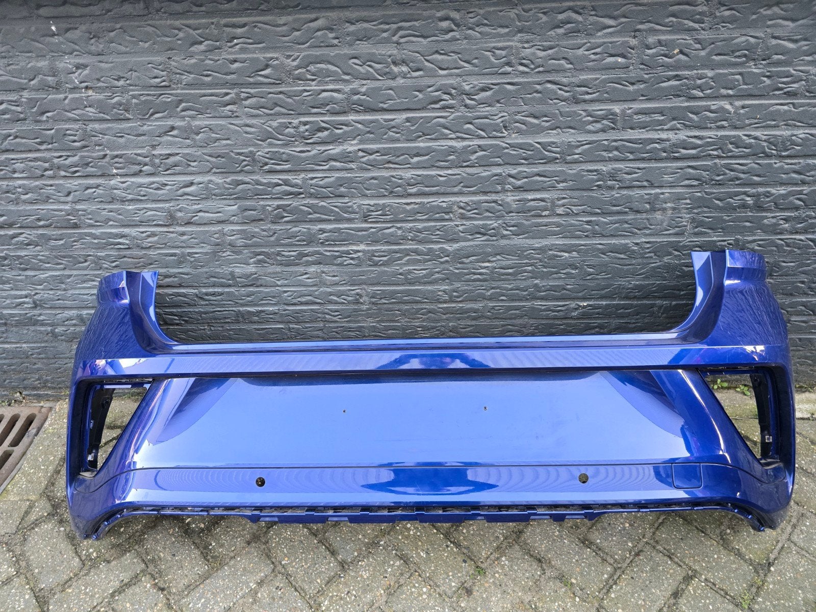 Achterbumper 6x pdc VW T-roc R-line facelift bj 2021-2025, Gebruikt, Volkswagen, Wolfsburg, Ophalen of Verzenden