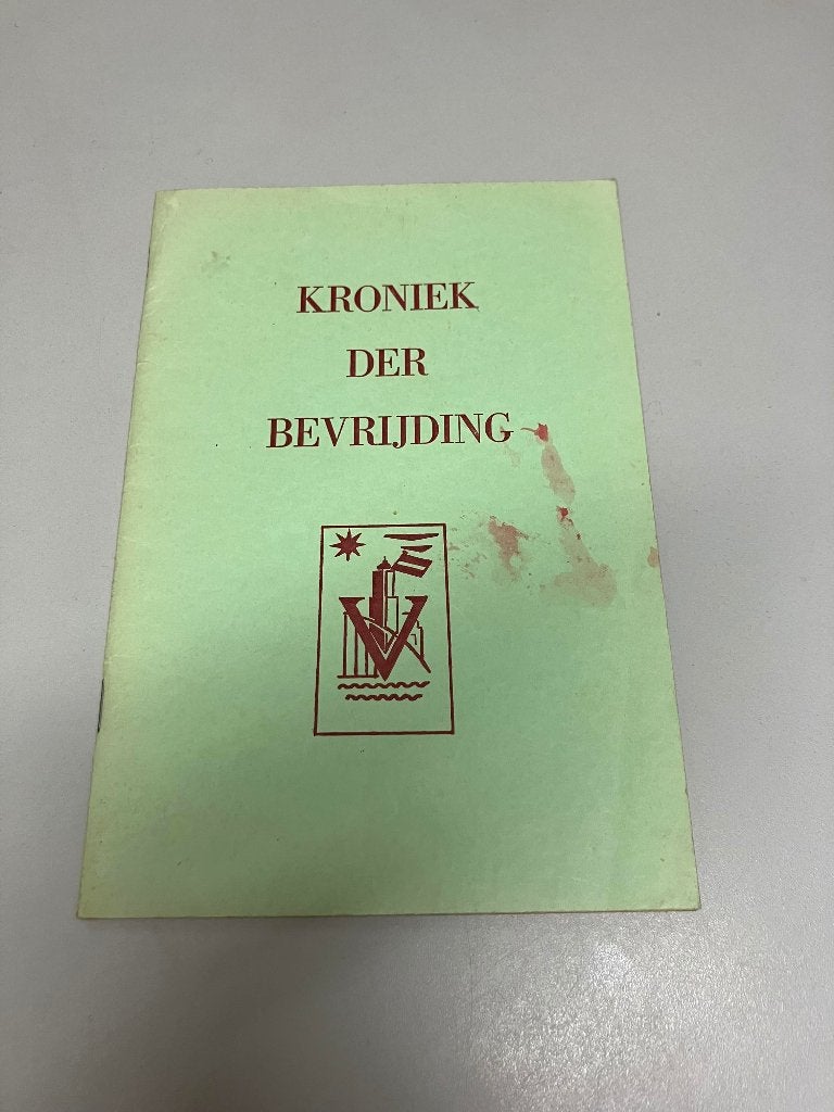 Kroniek der bevrijding, Boeken, Ophalen of Verzenden, Tweede Wereldoorlog, Gelezen, Algemeen