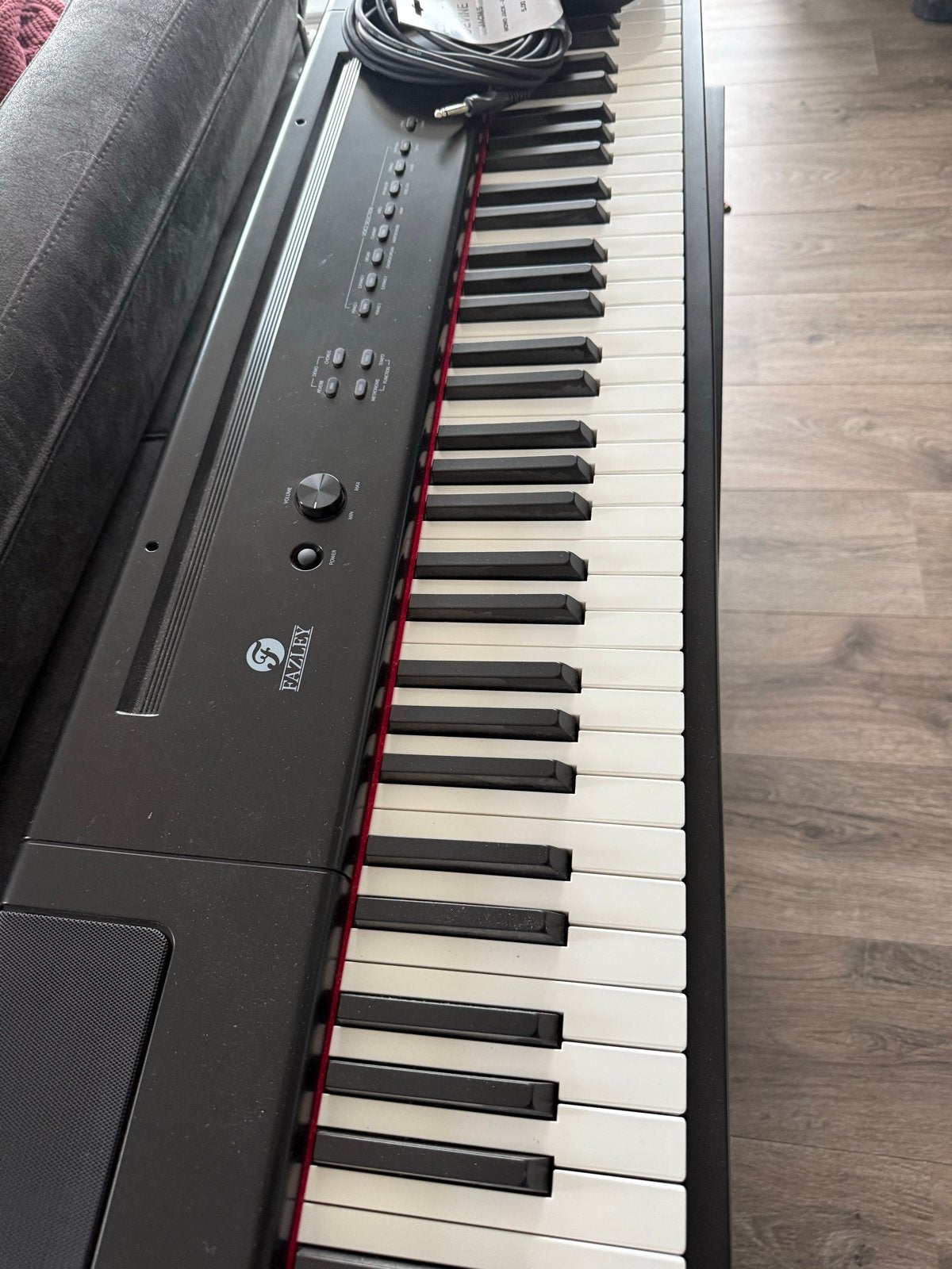 Digitale piano Fazley FSP-500-BK met Devine Pro 2000 studio, Zwart, Digitaal, Ophalen of Verzenden, Zo goed als nieuw
