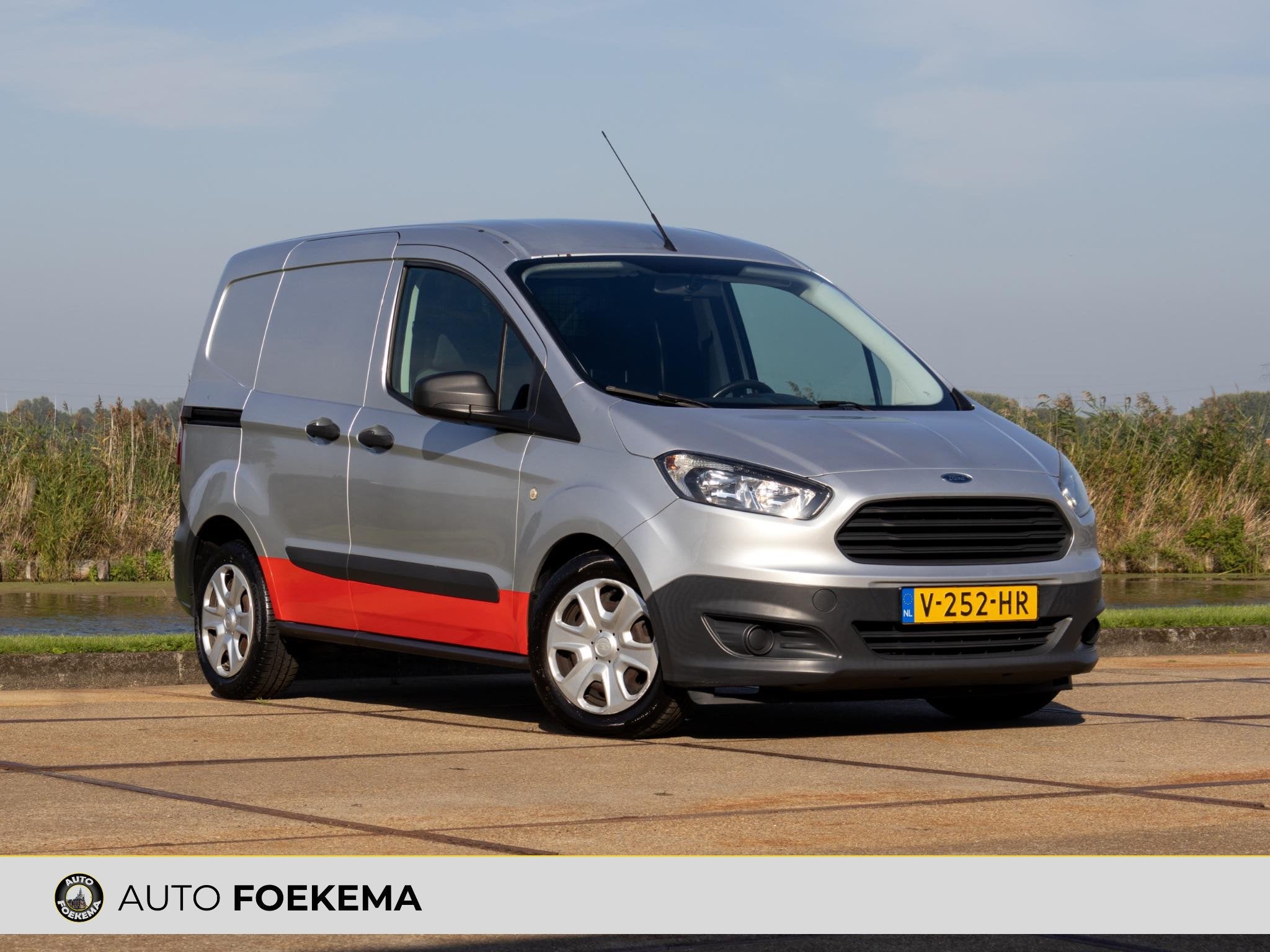 Ford Transit Courier 1.5 TDCI Economy Edition Cruise control, Voorwielaandrijving, Stof, Gebruikt, Euro 6