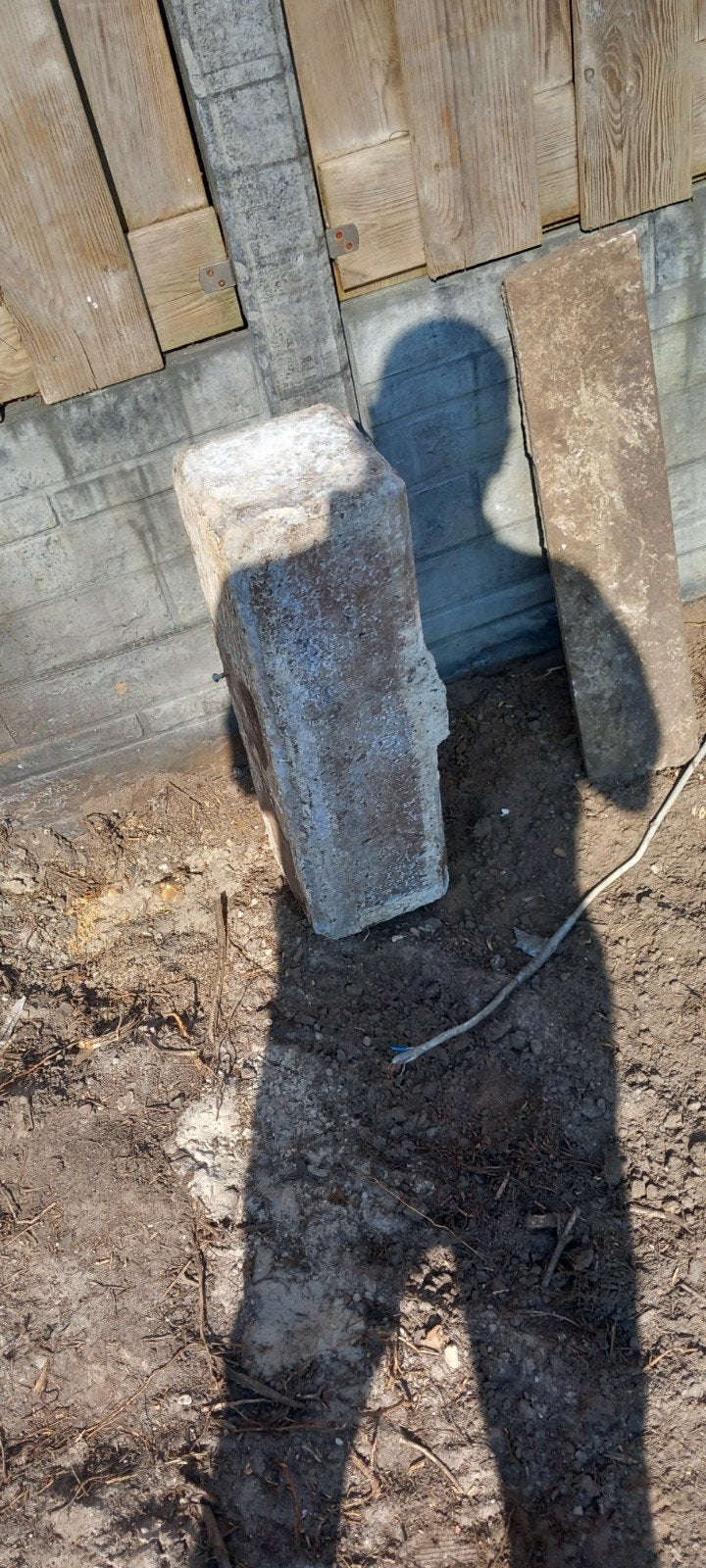 Betonblokken gratis af te halen.20x20 cm 65 cm lang., Tuin en Terras, Ophalen