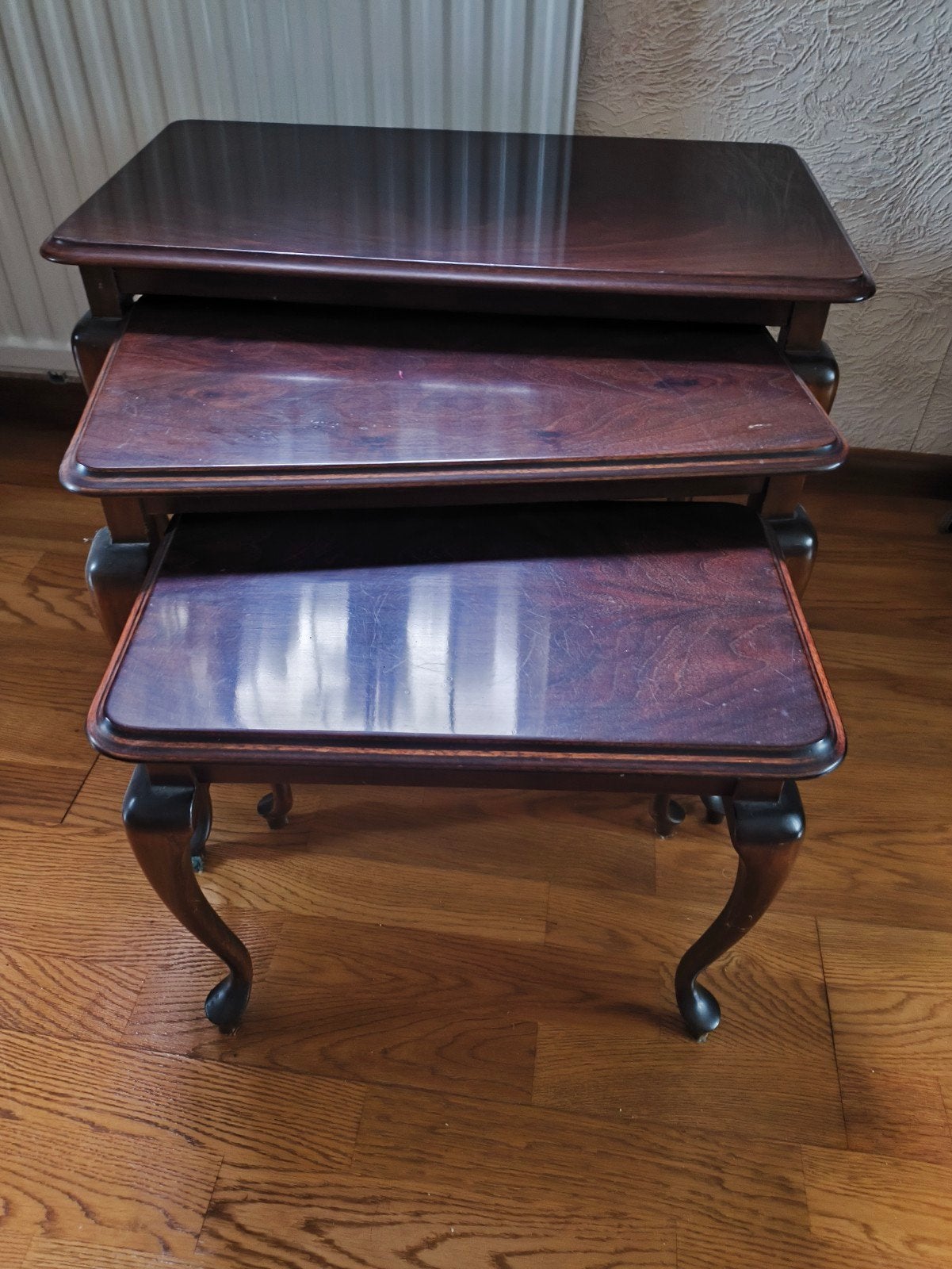 Antieke Noten Bijzettafels Set - 3 Stuks, Ophalen