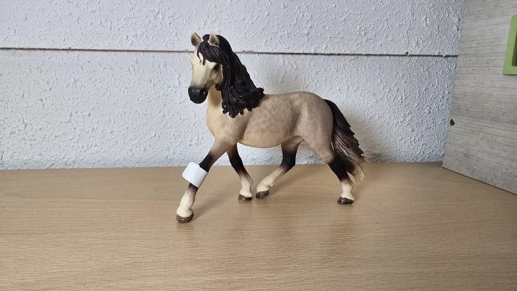 schleich paard  model 13793, Ophalen of Verzenden, Zo goed als nieuw