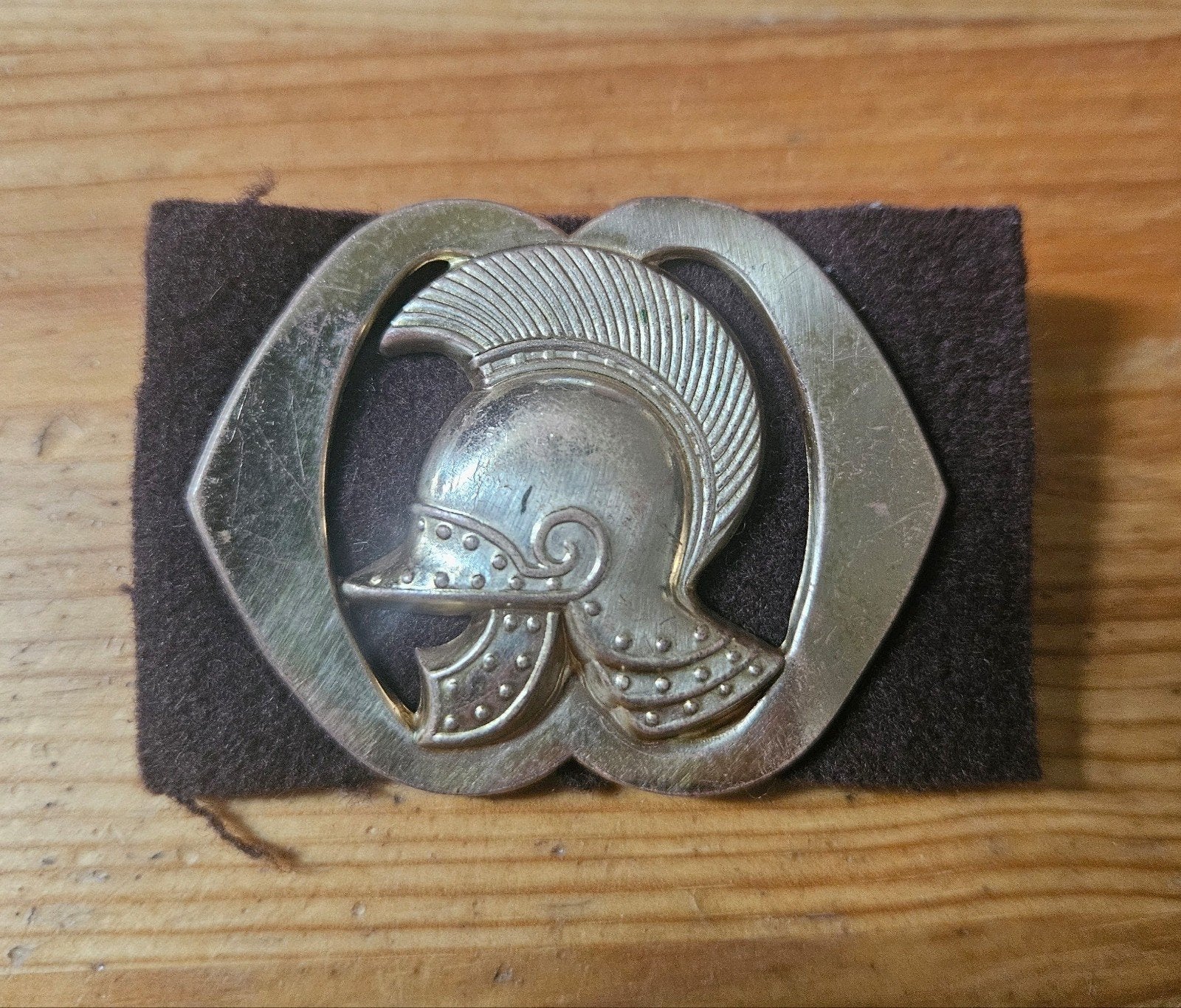 Baretembleem Genie, Verzamelen, Ophalen of Verzenden, Landmacht, Nederland, Embleem of Badge