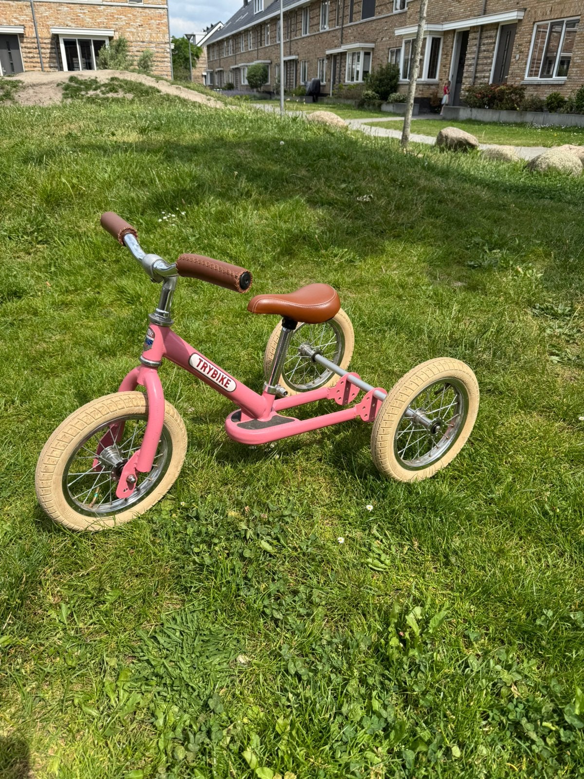 Leuke roze Trybike driewieler loopfiets, Ophalen, Gebruikt, Verstelbare zitting