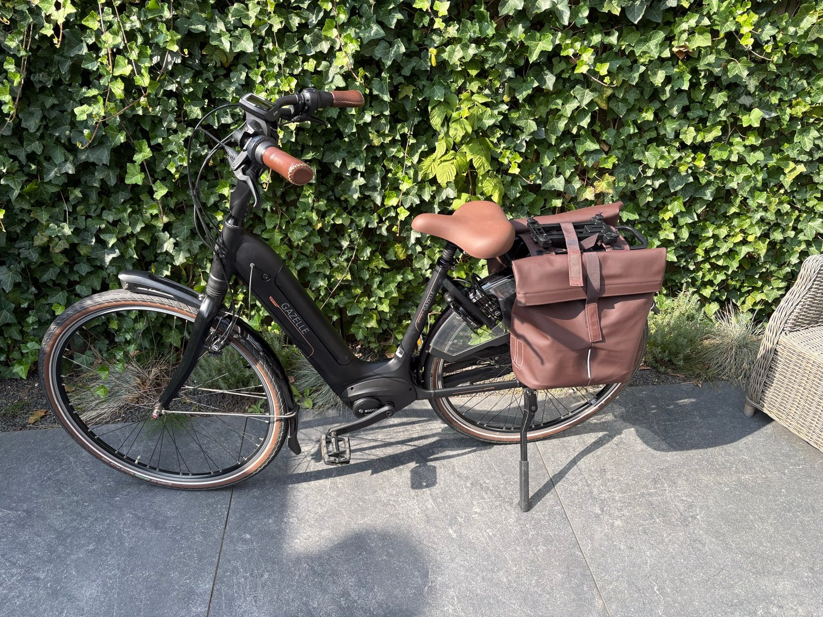 Foto 18 van Nieuwstaat! Gazelle Grenoble C8 HMB E-bike platin accu 500wh