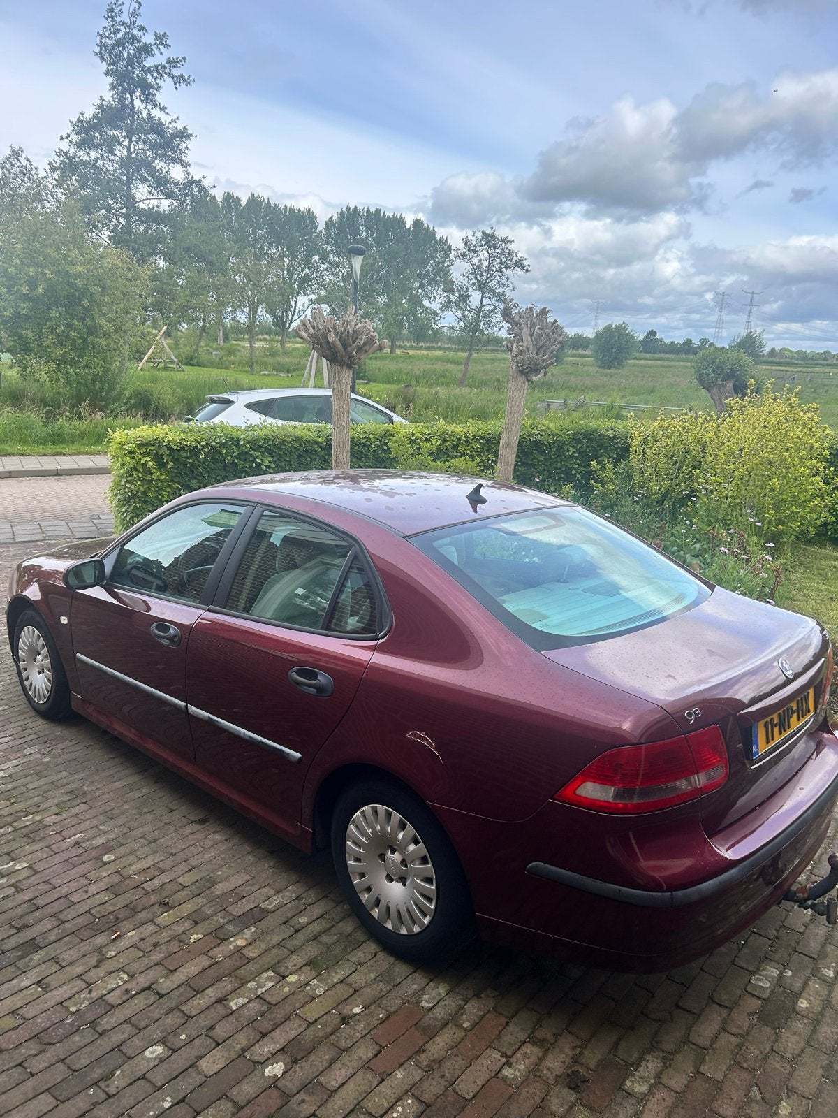 Saab 9-3 1.8 T Sport Sedan 2004 Rood, Auto's, Voorwielaandrijving, 1998 cc, 4 cilinders, Origineel Nederlands