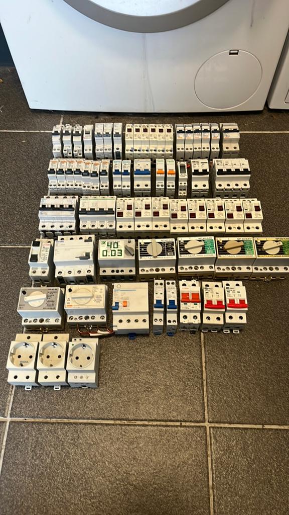 Diverse installatie automaten, Ophalen of Verzenden, Gebruikt, Schakelaar