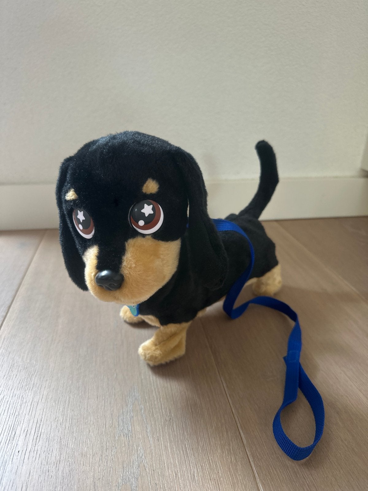 Waggles de Teckel Interactieve Knuffelhond met Riem, Overige merken, Zwart, Zo goed als nieuw, Middelgroot (20 tot 80 cm)