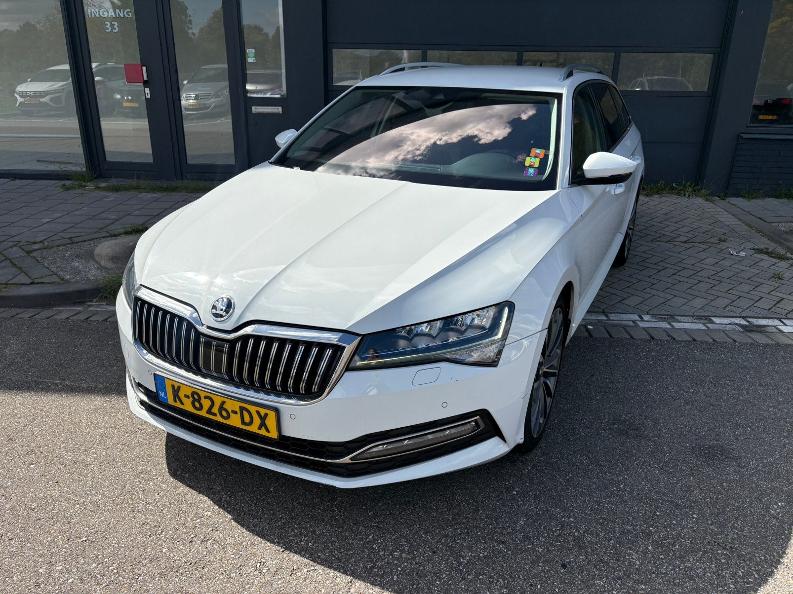 Skoda Superb 1.5 TSI Greentech ACT 150pk Dsg-7 2020 Wit, 1498 cc, 4 cilinders, Wit, 1600 kg