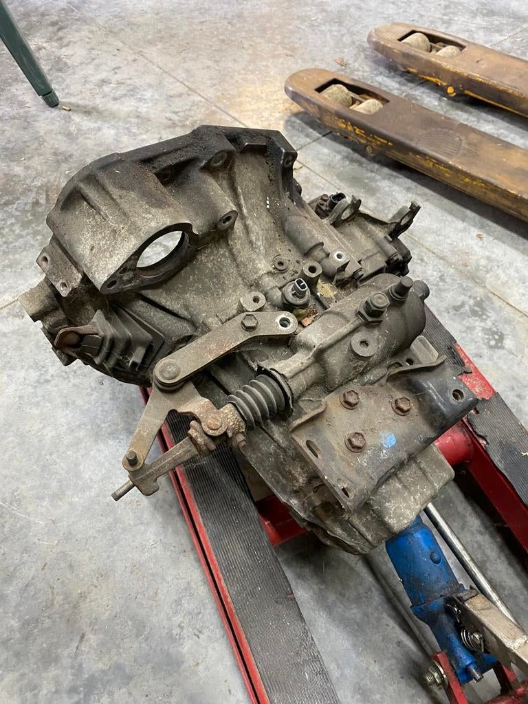 Toyota mr2 versnellingsbak sw20, Auto-onderdelen, Ophalen, Gebruikt, Toyota