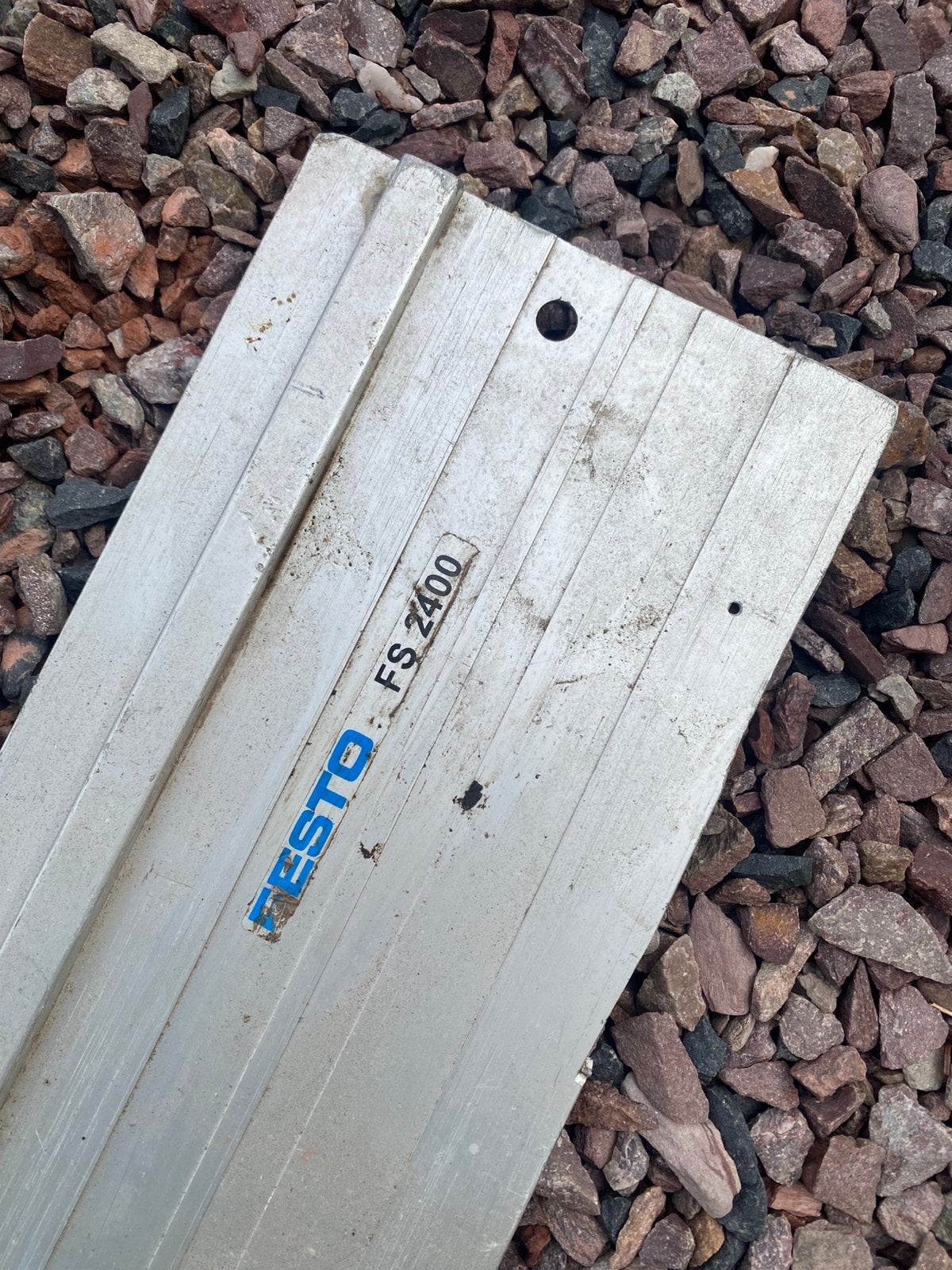 Festool FS 2400 Geleiderail 240 cm | Rechte Zaaggeleider |, Doe-het-zelf en Verbouw, Ophalen of Verzenden, Zo goed als nieuw