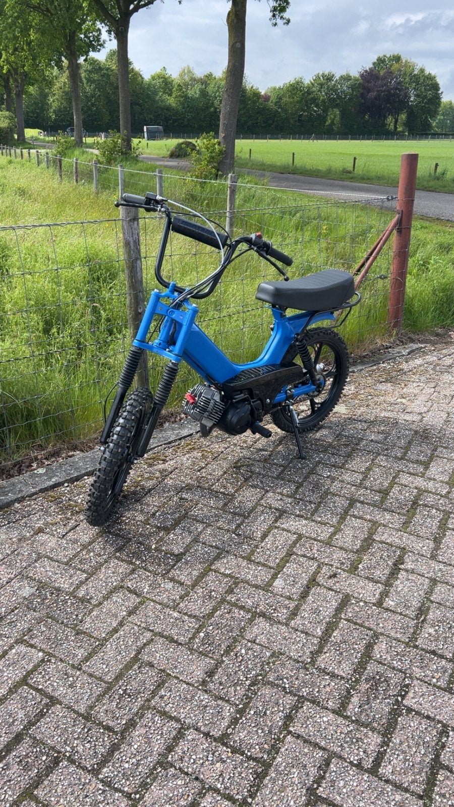 Mooie tomos, Fietsen en Brommers, Brommers | Tomos, Ophalen, Zo goed als nieuw, Quadro