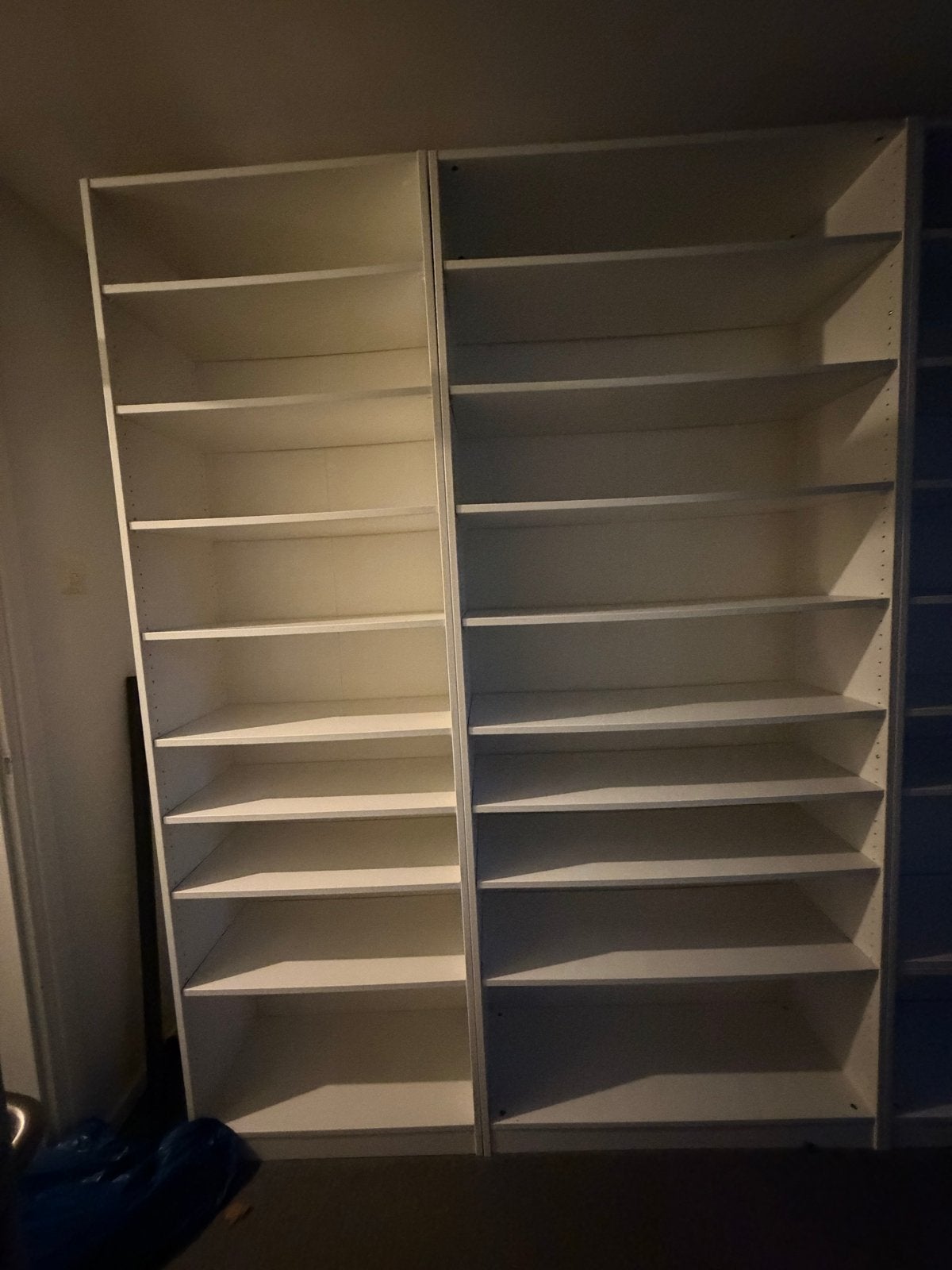 Twee witte Billy boekenkasten van IKEA, Ophalen, Met plank(en), Gebruikt, 200 cm of meer