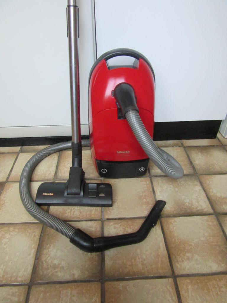 Miele Stofzuiger De Luxe Air Clean plus., Witgoed en Apparatuur, Stofzuigers, Gebruikt, Overige typen, Miele, 1200 tot 1600 watt