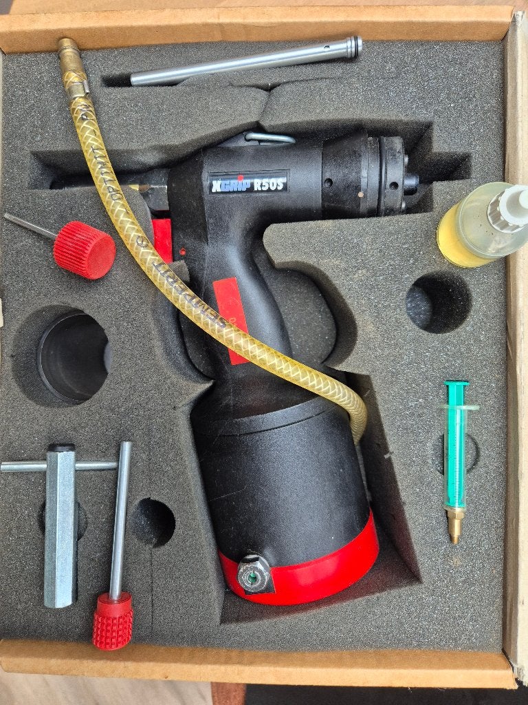 pneumatische poptang te koop, Doe-het-zelf en Verbouw, Gereedschap | Handgereedschap, Ophalen of Verzenden, Gebruikt, Overige typen