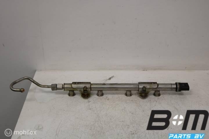Brandstofrail Audi A3 8V 04E133320D, Auto-onderdelen, Brandstofsystemen, Gebruikt