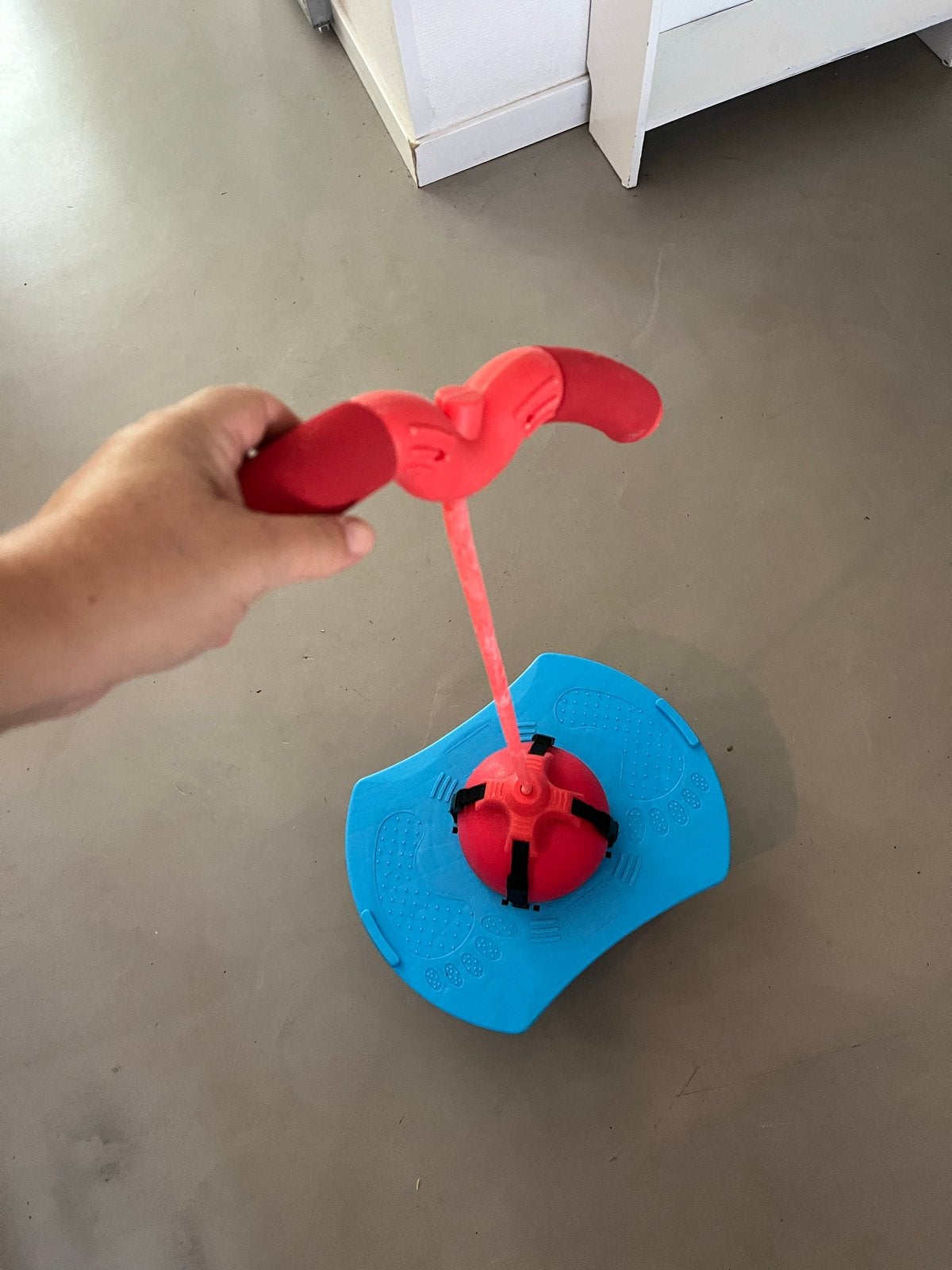 Pogo Balansbord met Handvat - Blauw/Rood, Kinderen en Baby's, Speelgoed | Overig, Ophalen, Zo goed als nieuw, Jongen of Meisje