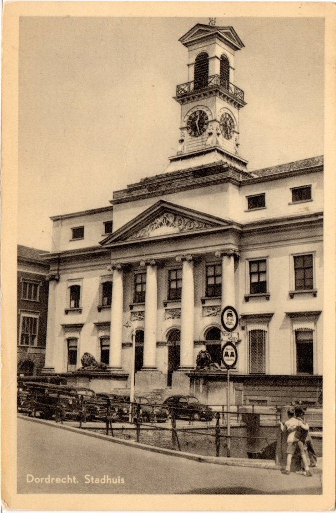 Dordrecht  Stadhuis, Ophalen of Verzenden, 1980 tot heden, Gelopen, Zuid-Holland