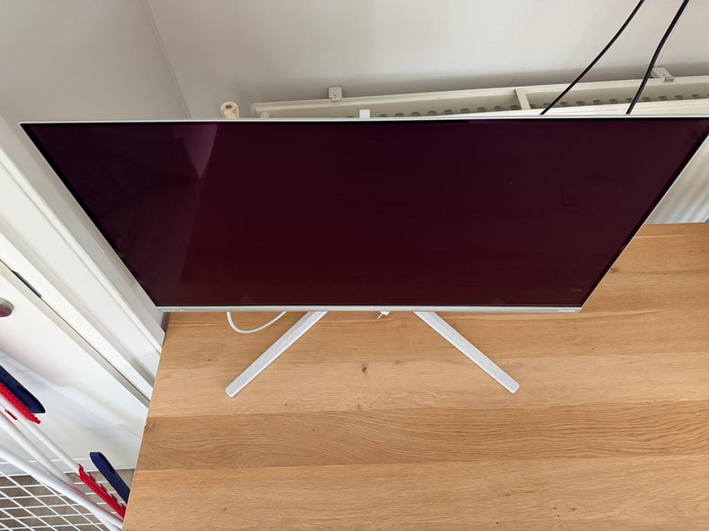 Philips Evnia QD-OLED 32 inch 4K 240Hz Monitor, Computers en Software, Monitoren, In hoogte verstelbaar, Minder dan 1 ms, Overige typen