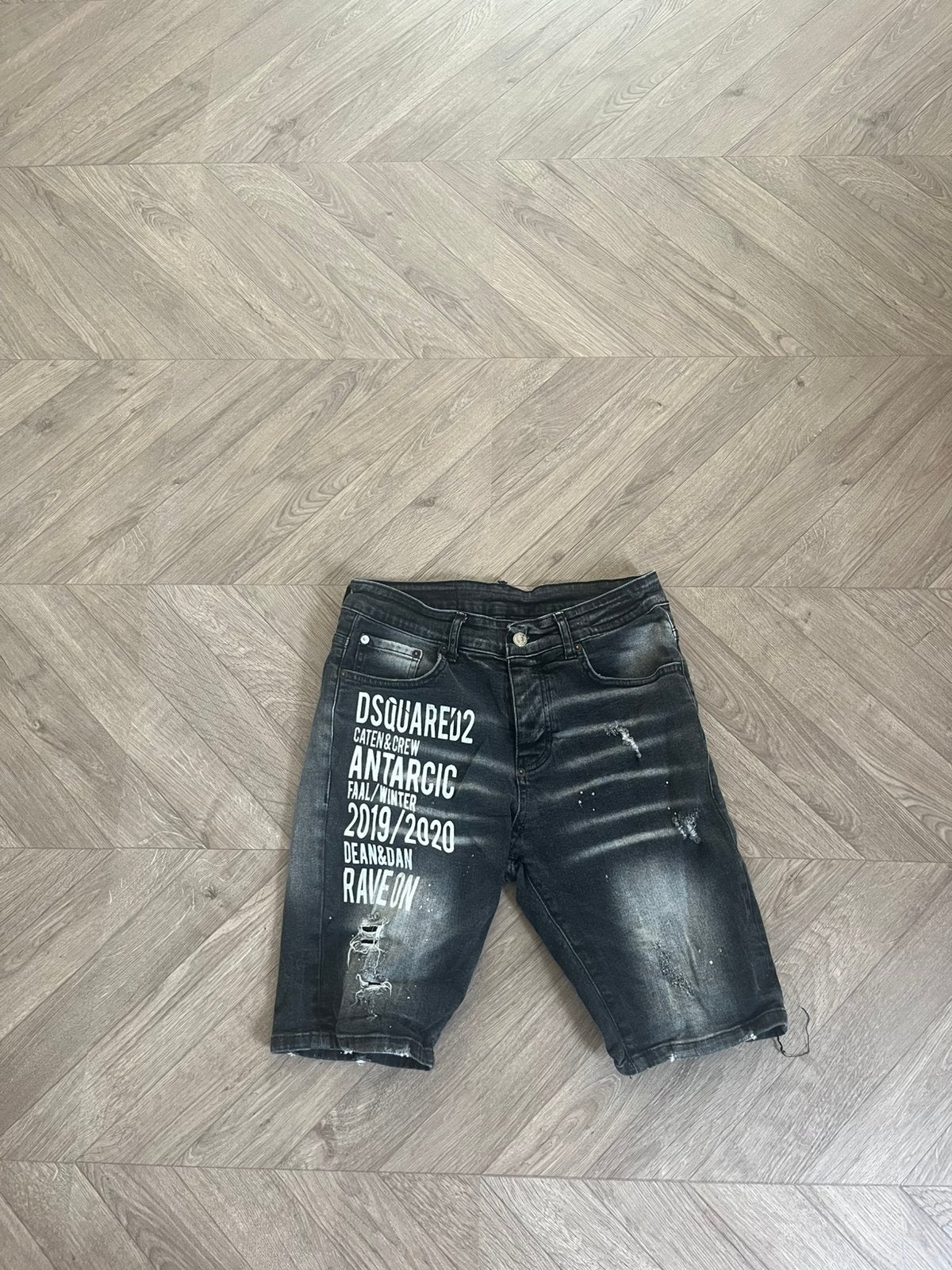 Dsquared2 korte broek s, Ophalen of Verzenden, Zo goed als nieuw, Blauw, W33 - W34 (confectie 48/50)