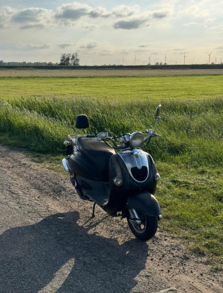 Znen retro scooter, Gebruikt, Ophalen of Verzenden, Benzine, 50 cc