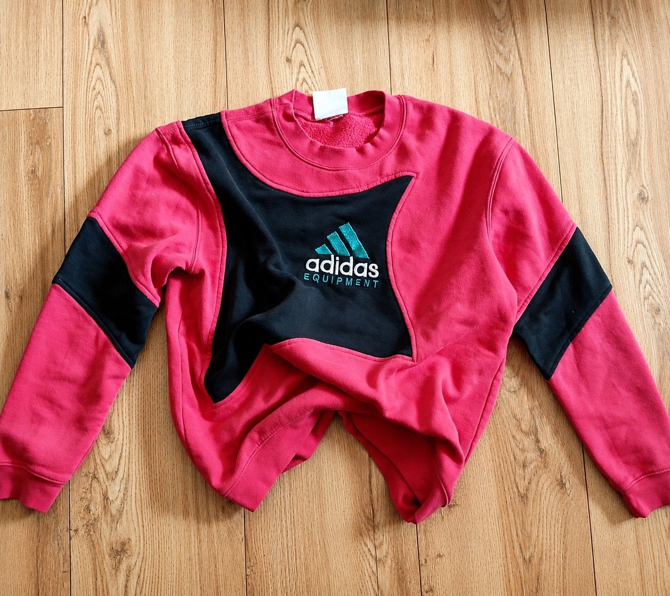 Vintage Adidas Trui - Unieke Retro Look, Maat 38/40 (M), Adidas, Ophalen of Verzenden, Gedragen