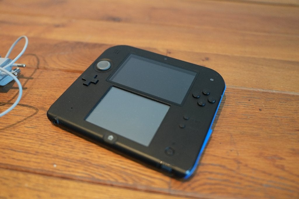Nintendo 2DS met 3 spellen en originele doos, Met games, Zwart, 2DS, Ophalen of Verzenden