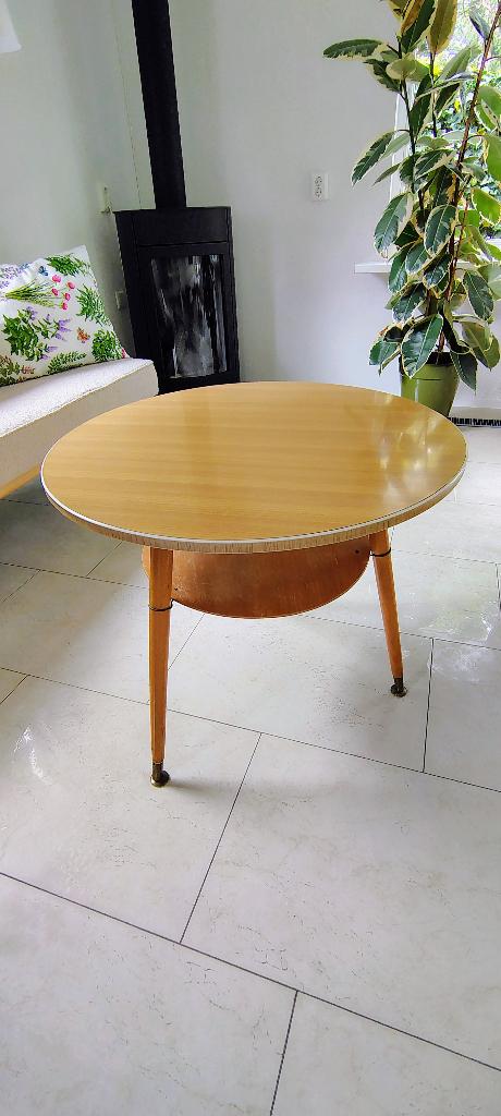 Vintage bijzet tafel, Huis en Inrichting, Minder dan 55 cm, Gebruikt, Rond, Ophalen