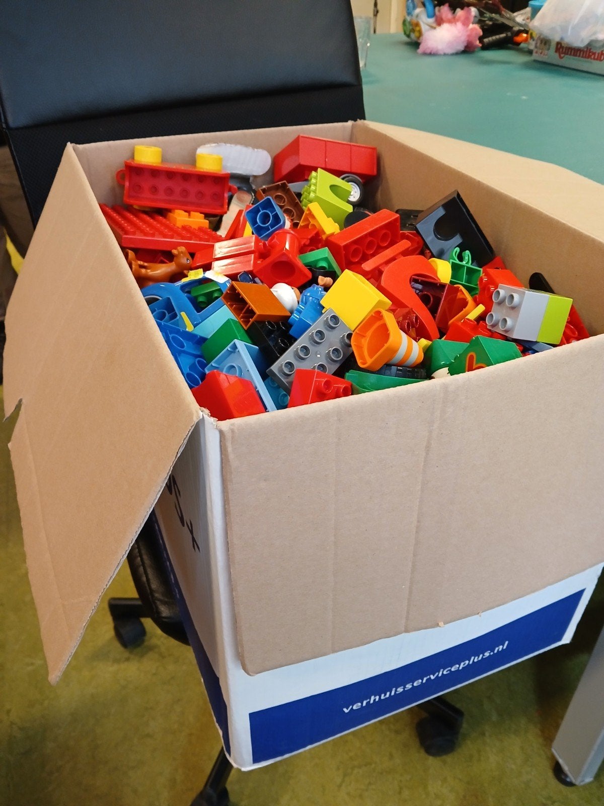 Duplo verhuisdoos vol, Kinderen en Baby's, Speelgoed | Duplo en Lego, Ophalen of Verzenden, Gebruikt, Duplo