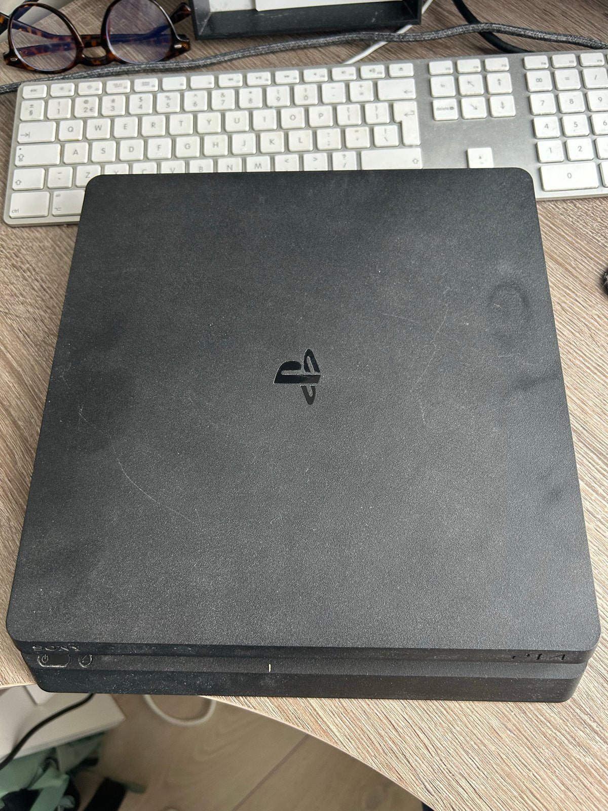 PlayStation 4 Slim inclusief 16 spellen en controller, Spelcomputers en Games, Ophalen of Verzenden, Met 1 controller, Slim, 500 GB