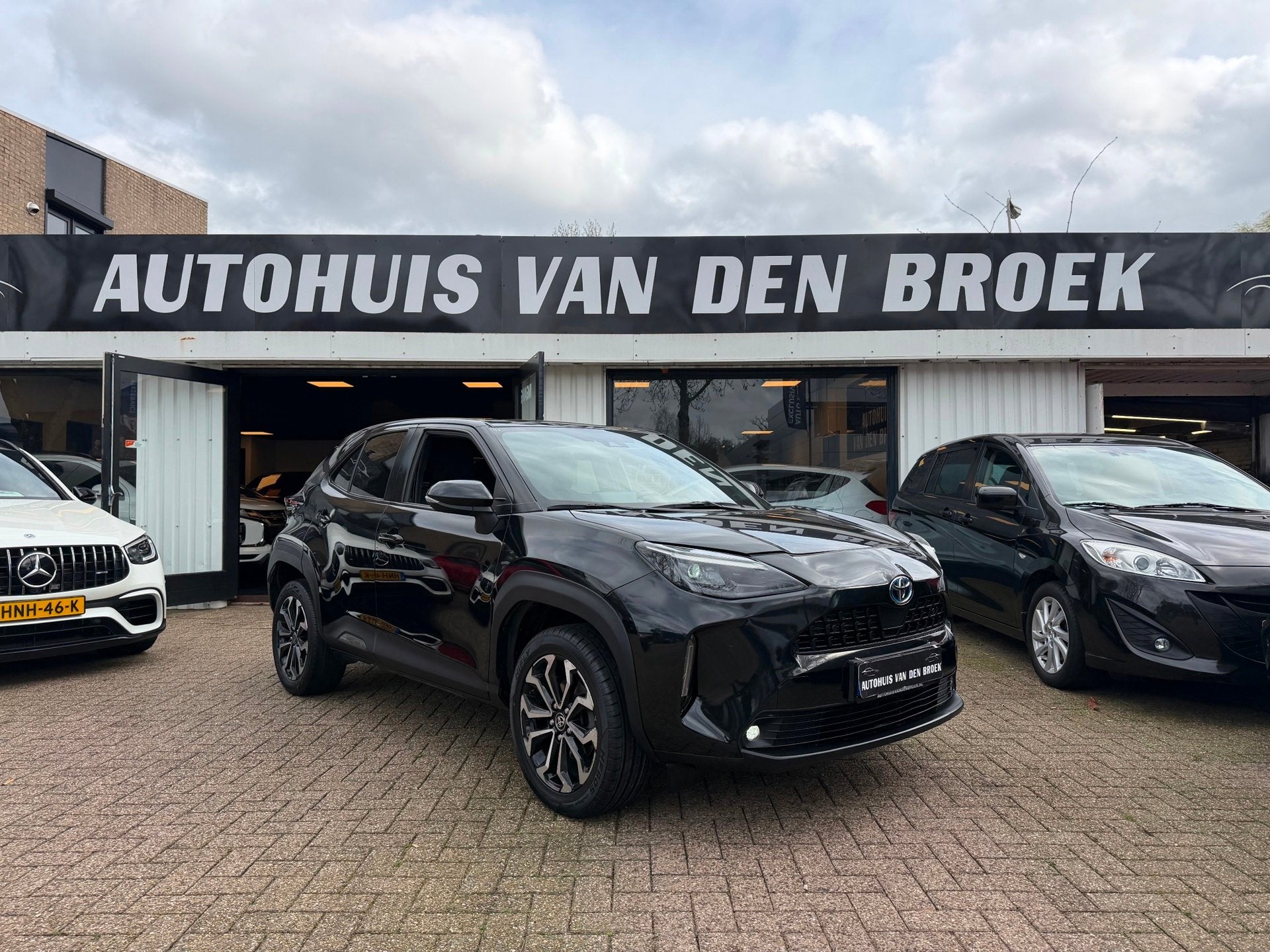 Toyota Yaris Cross 1.5 Hybrid First Edition|Navi|Cruise|Clim, Auto's, Toyota, Dealer onderhouden, Gebruikt, Zwart, Bedrijf