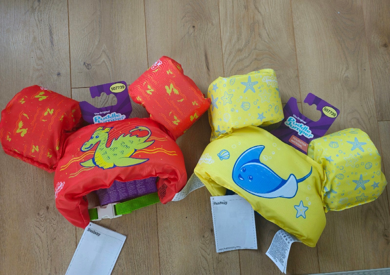 Nieuw 2 Puddle Jumpers, Ophalen of Verzenden, Nieuw, Jongetje of Meisje, Zwem-accessoire