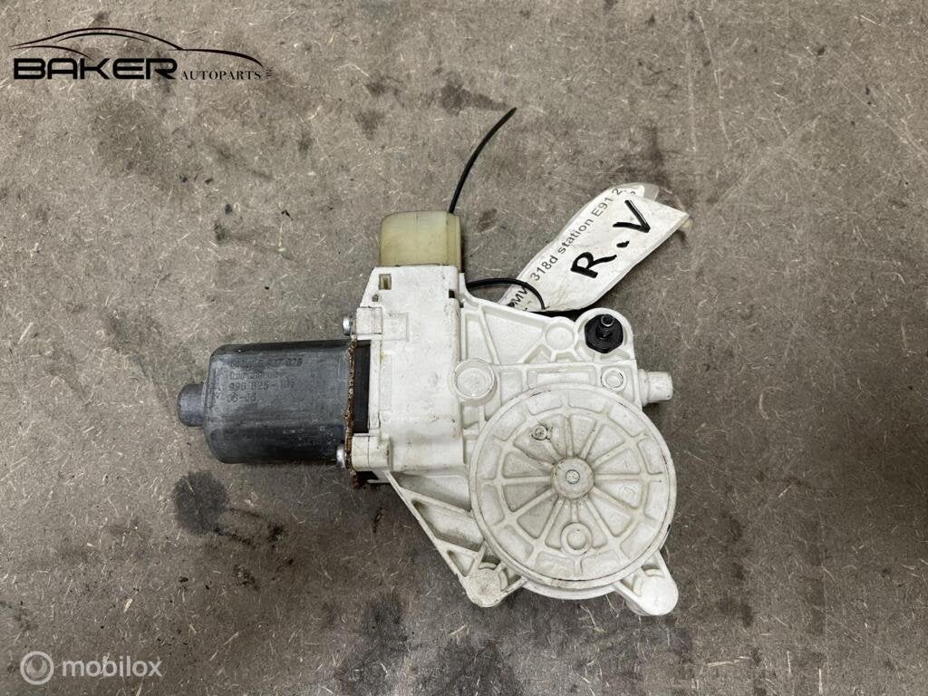 Raammotor rechtsvoor BMW 3-serie E90 ('05-'08) 6927028, Gebruikt, Ophalen of Verzenden, BMW, BMW