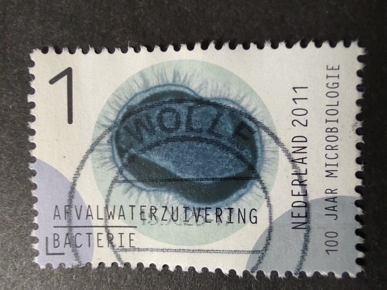 2840 bacterie afval zuivering 2011 100 j Vereniging Microbio, Postzegels en Munten, Postzegels | Nederland, Ophalen of Verzenden