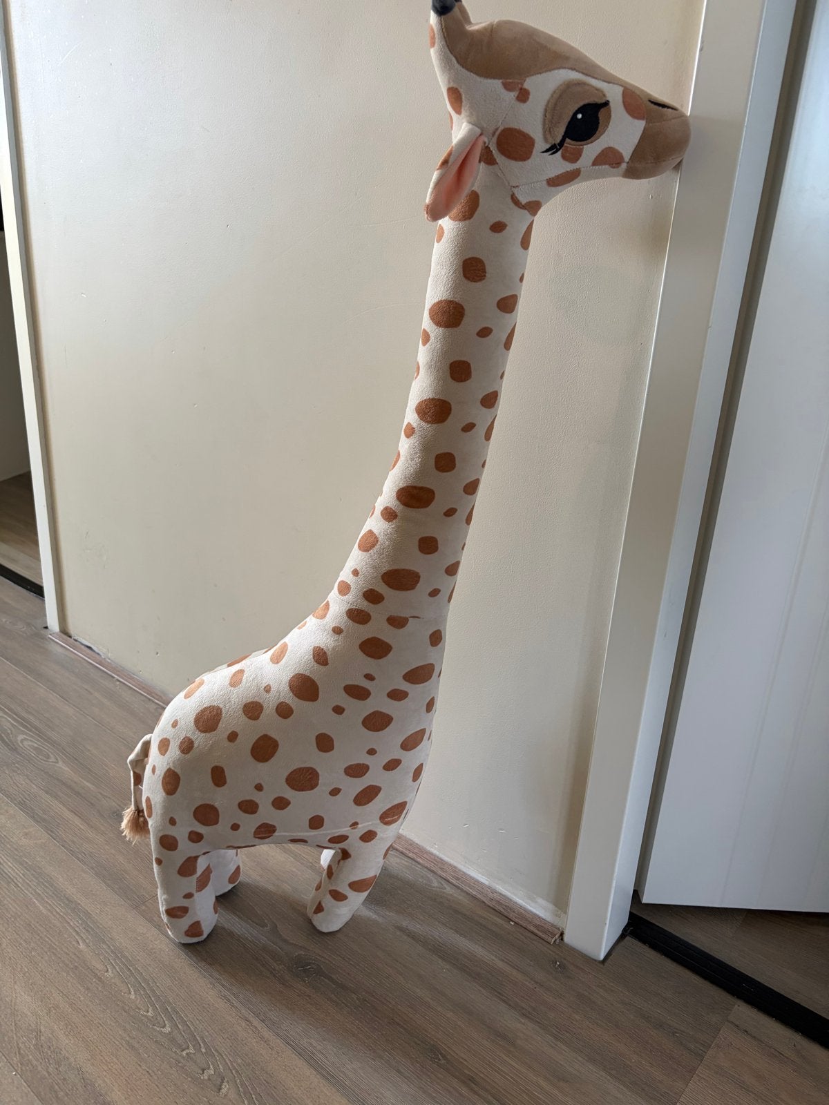 Grote knuffel giraf - Zo goed als nieuw, Kinderen en Baby's, Speelgoed | Knuffels en Pluche, Ophalen, Overige merken, Giraf, Overige karakters