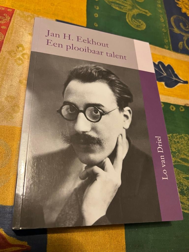 Jan H. Eekhout - Een plooibaar talent, Lo van Driel, Kunst en Cultuur, Ophalen of Verzenden, Zo goed als nieuw