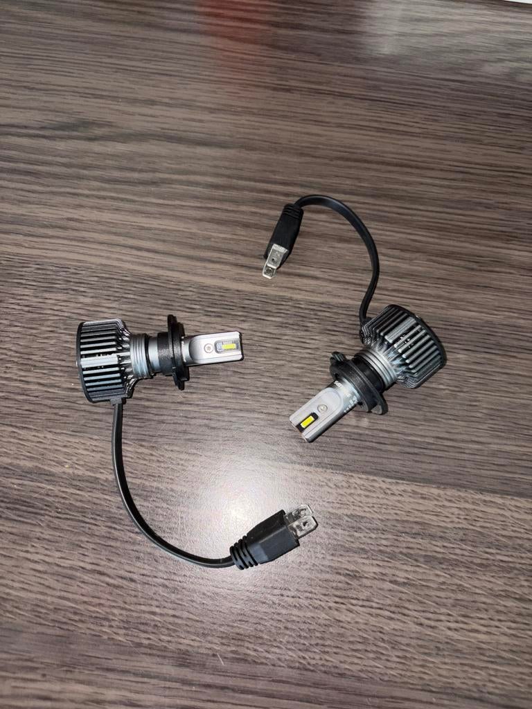 H7 LED Koplampen 12V/24V 20W - Set Philips, Ophalen of Verzenden, Zo goed als nieuw