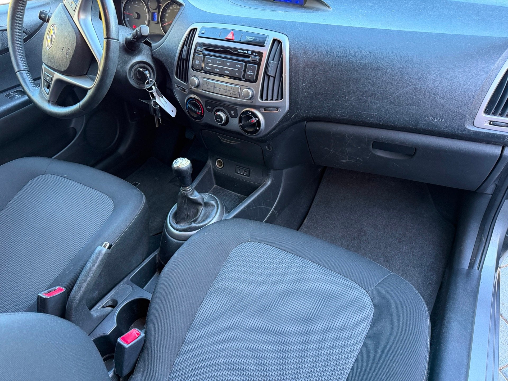 Hyundai I20 1.2i i-Motion|AIRCO|5DRS|NETTE AUTO, Auto's, Euro 5, Gebruikt, 4 cilinders, Met garantie (alle)