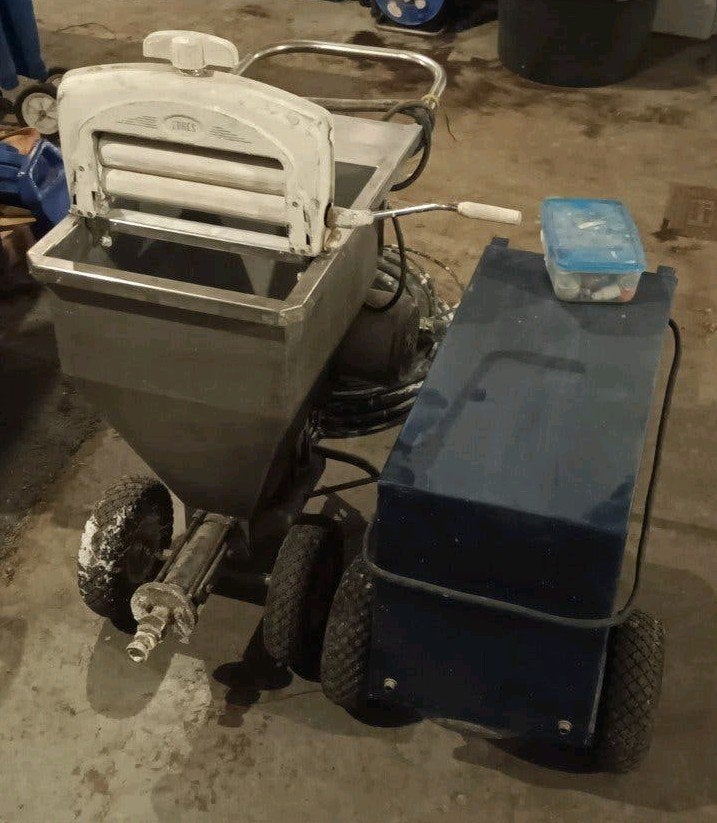 Spackspuitmachine met compressor, Ophalen, Gebruikt, 6 tot 10 bar, Minder dan 200 liter/min