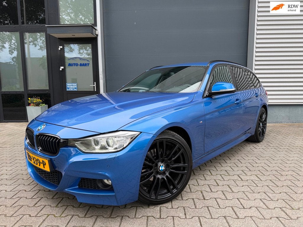 BMW 3-serie Touring 318d High Executive M pakket|automaat|, Auto's, BMW, 745 kg, 4 cilinders, Blauw, Leder
