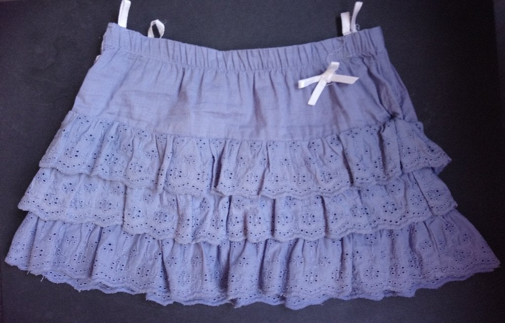 Schattige blauw rokje franjes van kant (maat 122 - 128), Kinderen en Baby's, Kinderkleding | Maat 122, Zo goed als nieuw, Meisje