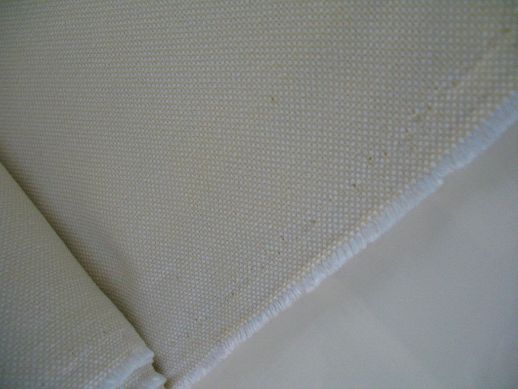 Kvadrat Field 2 222; crème/roomwit; 2,48 meter meubelstof, Overige materialen, 120 cm of meer, Wit, Ophalen of Verzenden