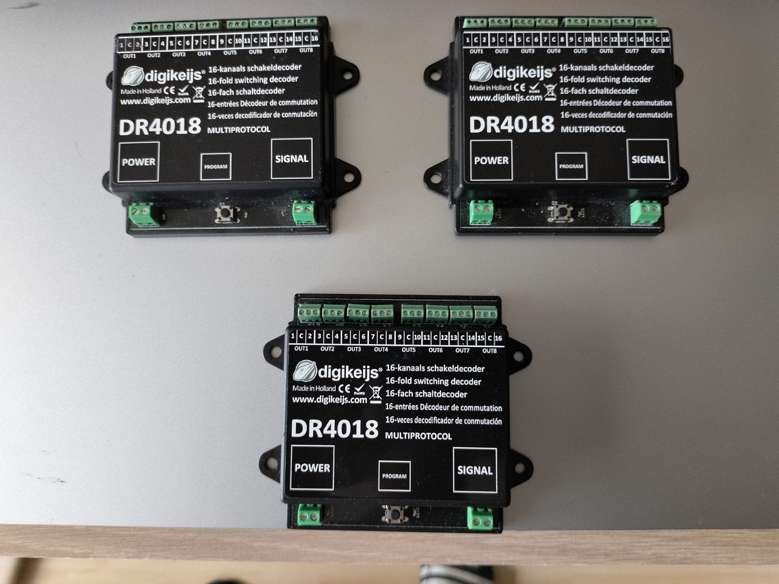Digikeijs DR4018 16-kanaals schakeldecoder (3 stuks), Ophalen of Verzenden, Gebruikt, Gelijkstroom, Overige merken